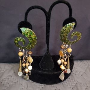Vintage 80s dangle earrings